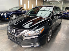 Load image into Gallery viewer, 2018 NISSAN ALTIMA 2.5 SR
